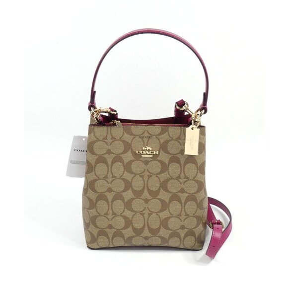 Coach Signature Bright Violet Small Town Bucket Bag Crossbody NWT 2312 - Picture 1 of 4